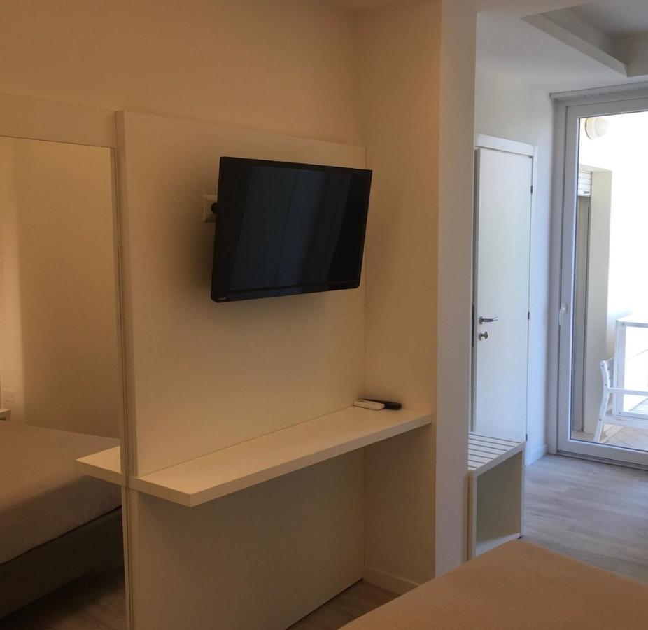 Apparthotel Ardea Riccione Exteriör bild
