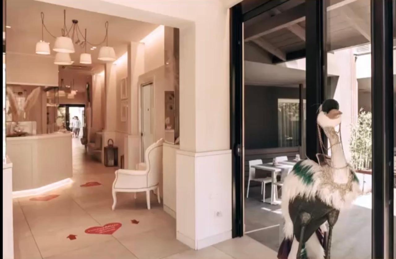 Apparthotel Ardea Riccione Exteriör bild