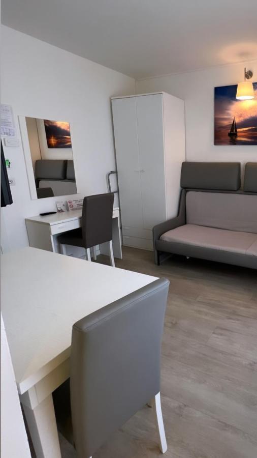 Apparthotel Ardea Riccione Exteriör bild