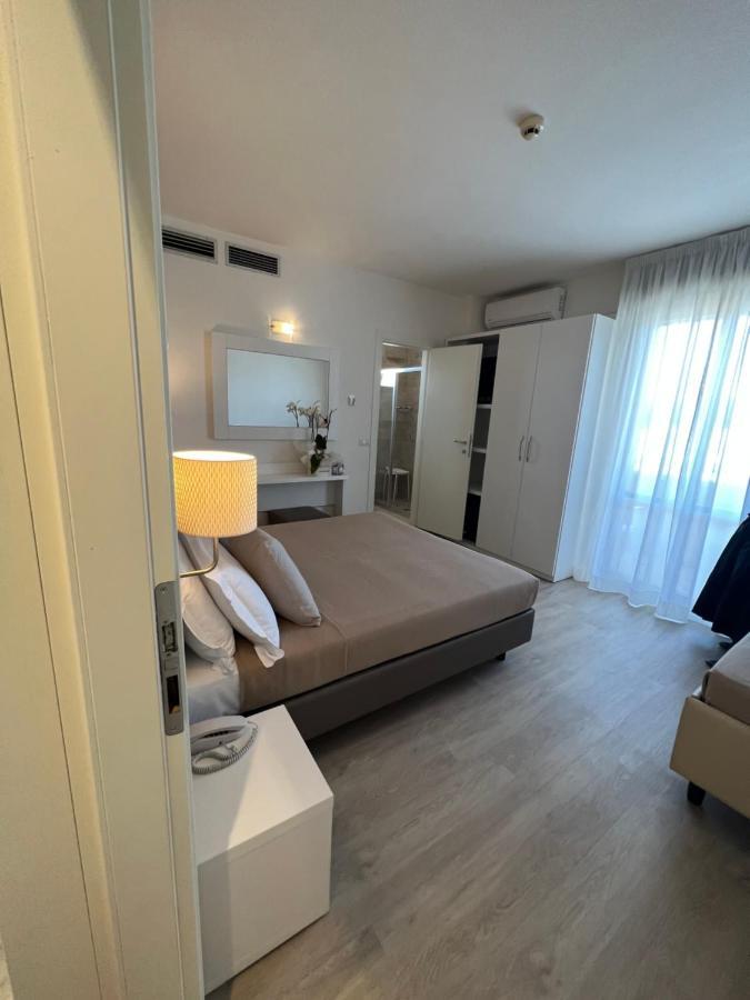 Apparthotel Ardea Riccione Exteriör bild